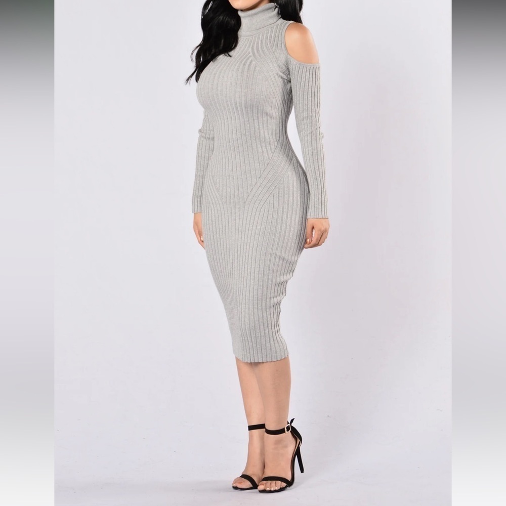 Fashion Nova Second Date Dress in HeatherGrey Sz S Cold Shoulder BODYCON